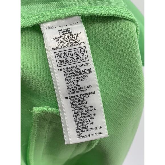 FOREVER 21 Women's Pastel Green High-Rise Pleated Shorts SZ 28 - Picture 7 of 8